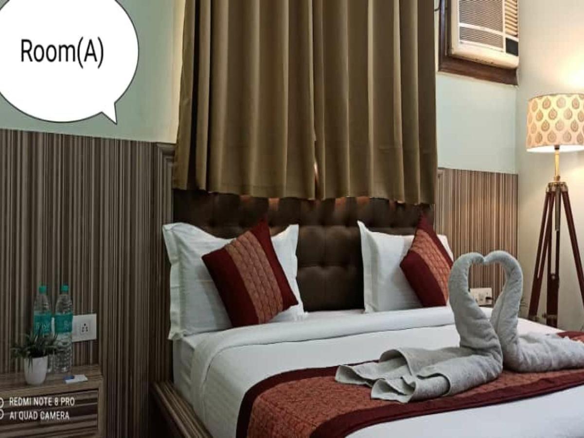 Oyo 74401 Aster Garden Suites Delhi  Extérieur photo